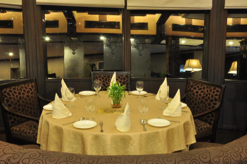 Hotel K C Residency, Jammu Esterno foto