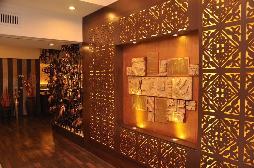 Hotel K C Residency, Jammu Esterno foto