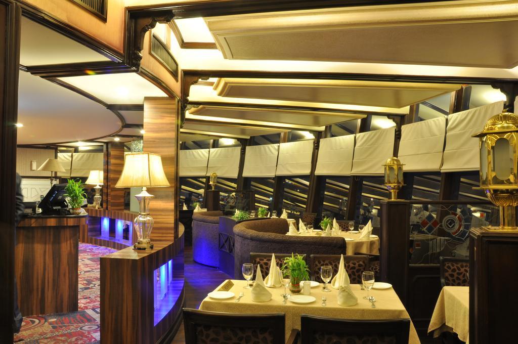 Hotel K C Residency, Jammu Esterno foto